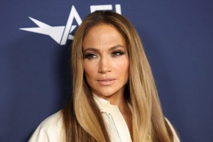 Jennifer Lopez Destroys Donald Trump in Transferring Rally Speech