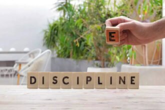 Learn how to grasp self-discipline and achieve success, as per psychology